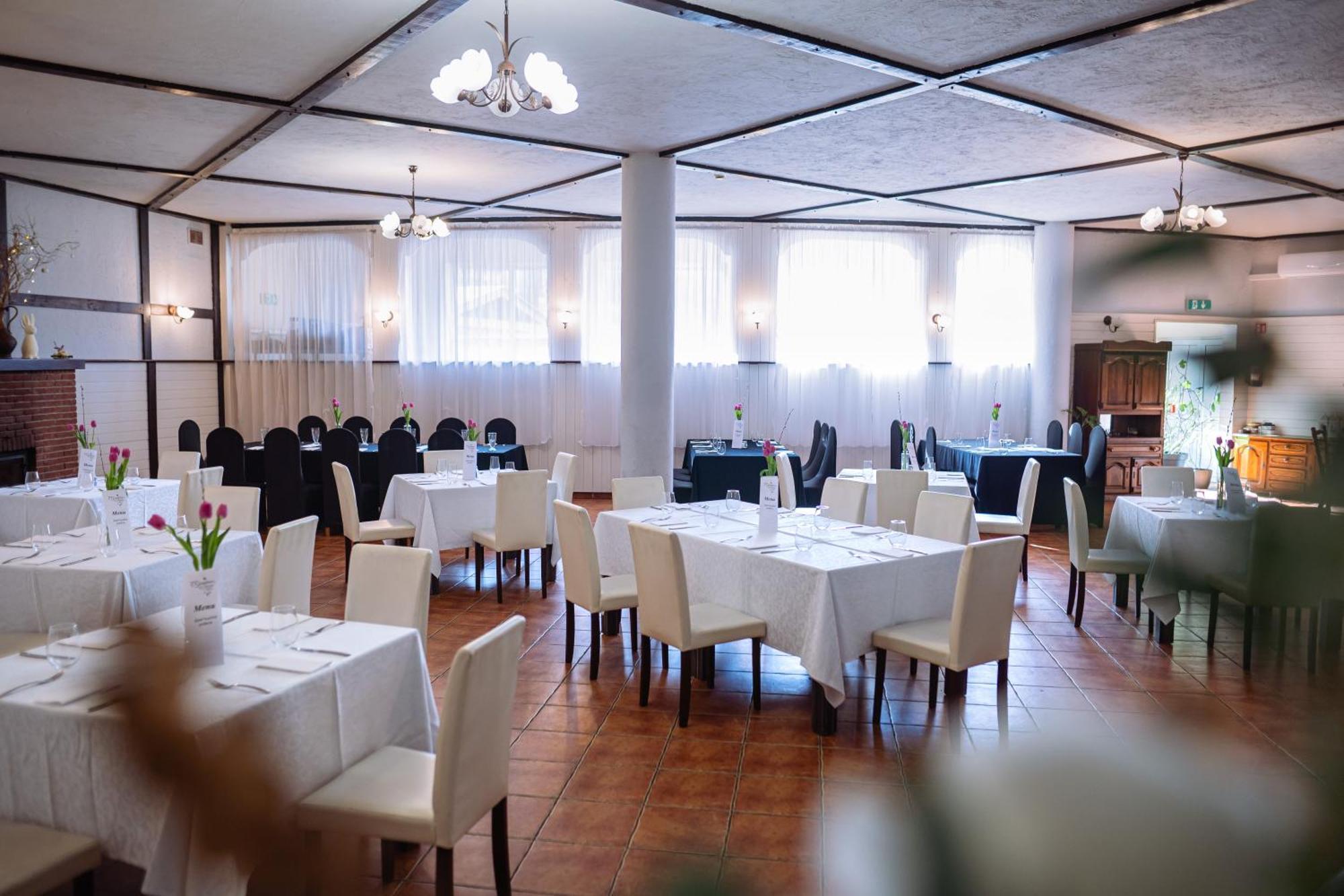 Sosnowe Zacisze Barszczewo Hotel Хорошч Екстериор снимка