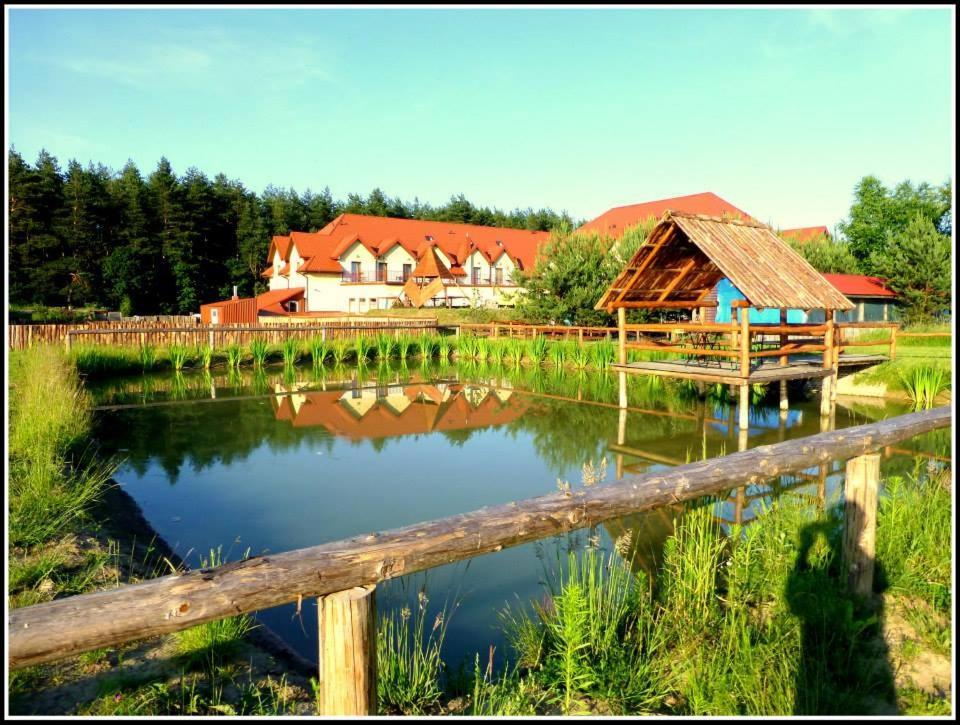 Sosnowe Zacisze Barszczewo Hotel Хорошч Екстериор снимка