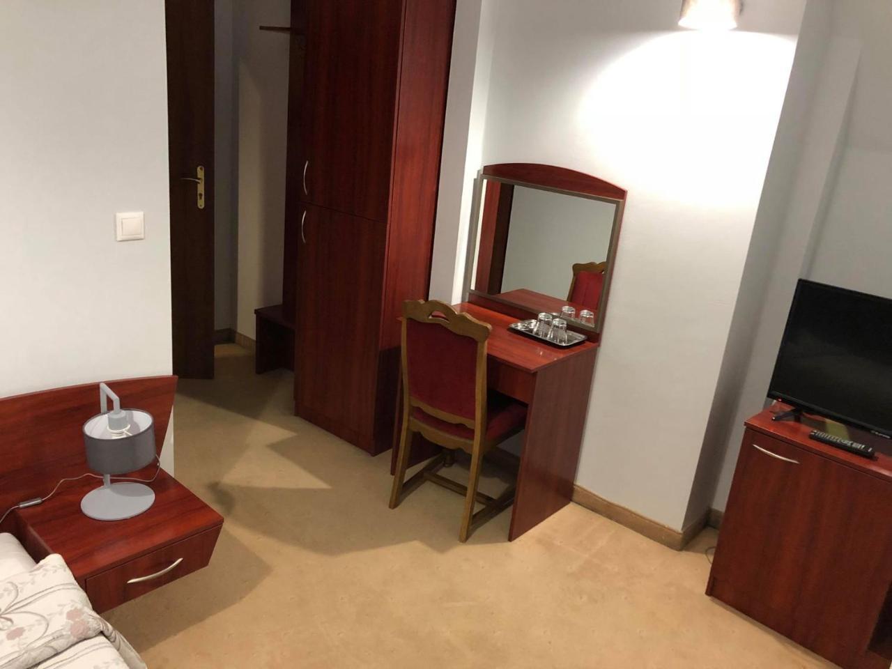 Sosnowe Zacisze Barszczewo Hotel Хорошч Екстериор снимка